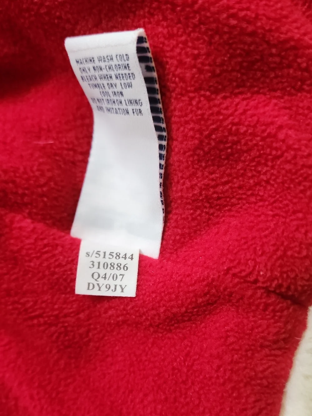 Vintage Y2K 2007 Old Navy Girls Quilted Red Holiday Puffer Fur Trim Vest Size 4T